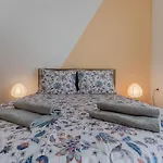 With Parking Space - 22124 Apartment Porec