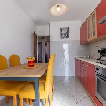 With A Parking Space - 22124 Porec