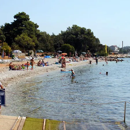 Apartment With A Parking Space - 22124 Porec